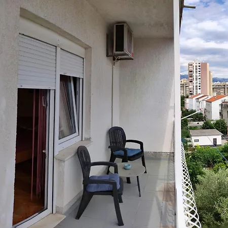 Hostel Azizam Split